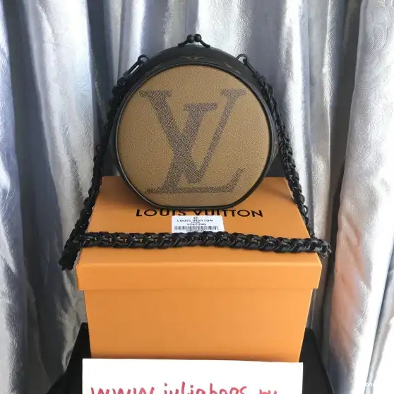 VUITTON BOURSICOT BC LOUIS 0521